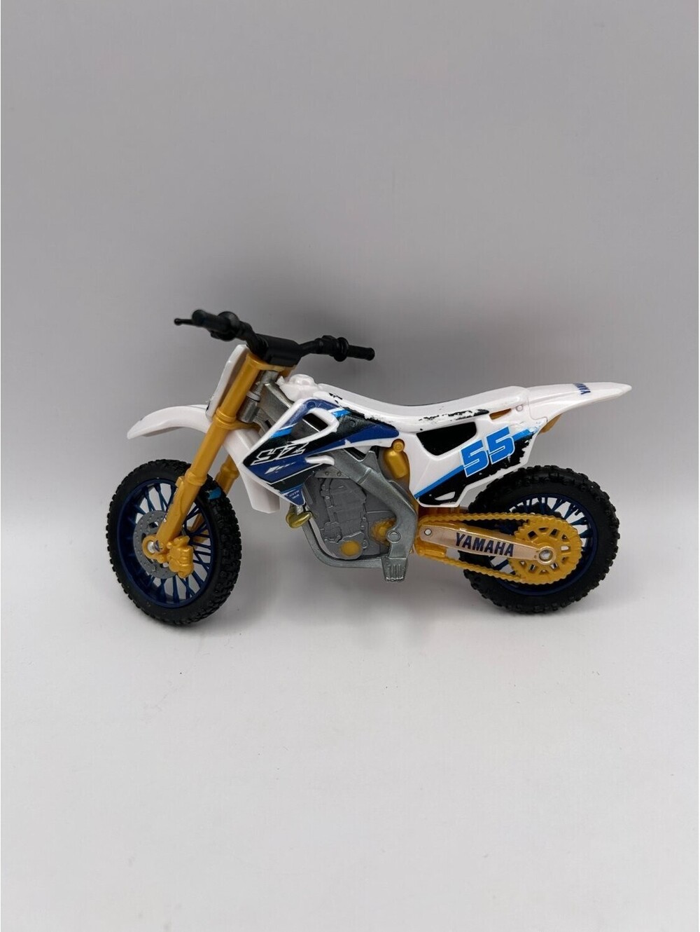 Yamaha 55 YZ450F Diecast Dirt Bike Motorcycle White Blue Spoked Wheels